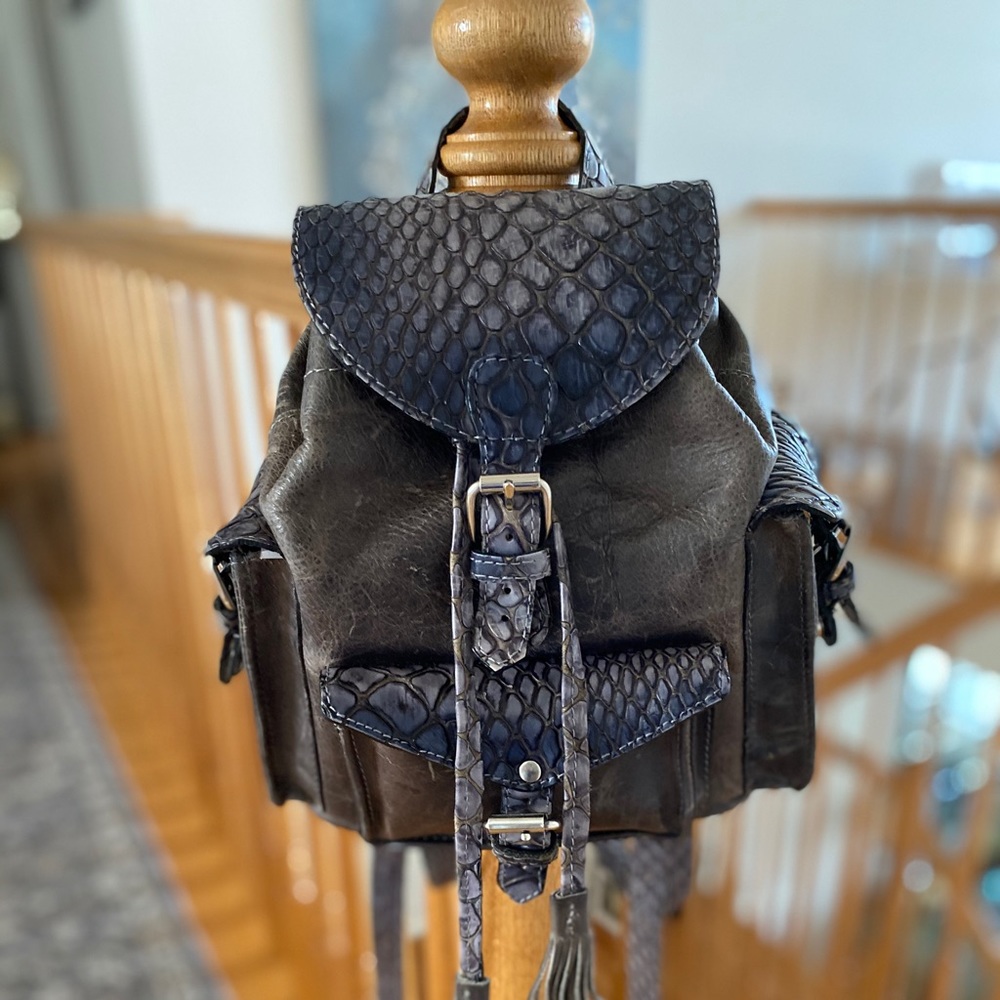 Freebird Brett  Mini Backpack Stone/Snake